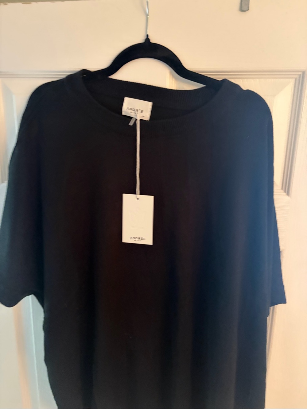 ANDREE BY UNIT Black Oversized Poncho Top - Picture 3 of 3